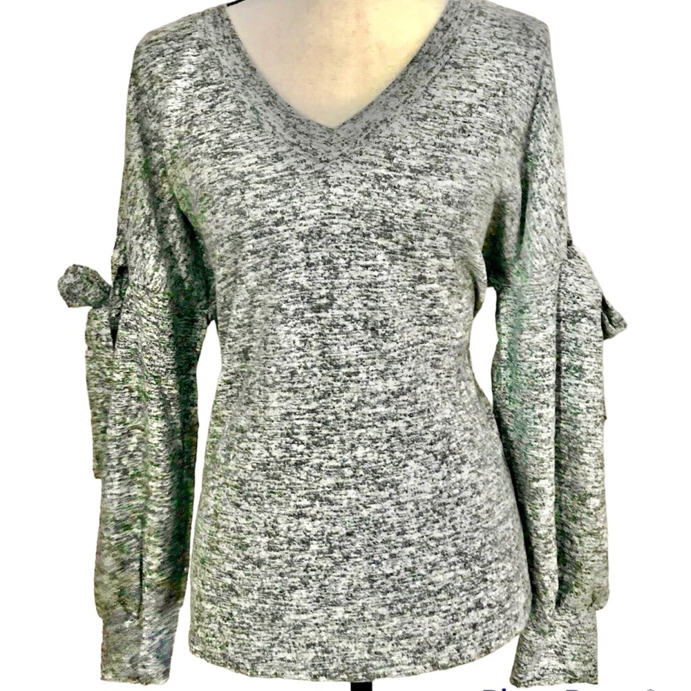 Gray Tie Sleeve Sweater